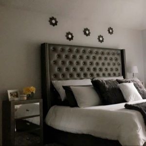 Meet your Posher, Christine